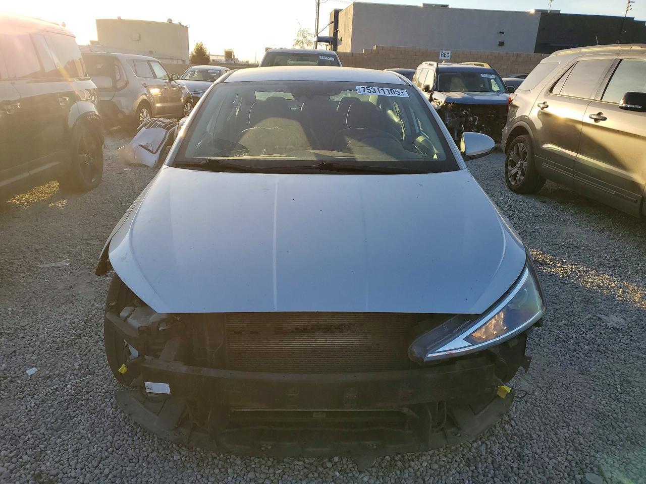 2020 Hyundai Elantra Sel - Фото 5