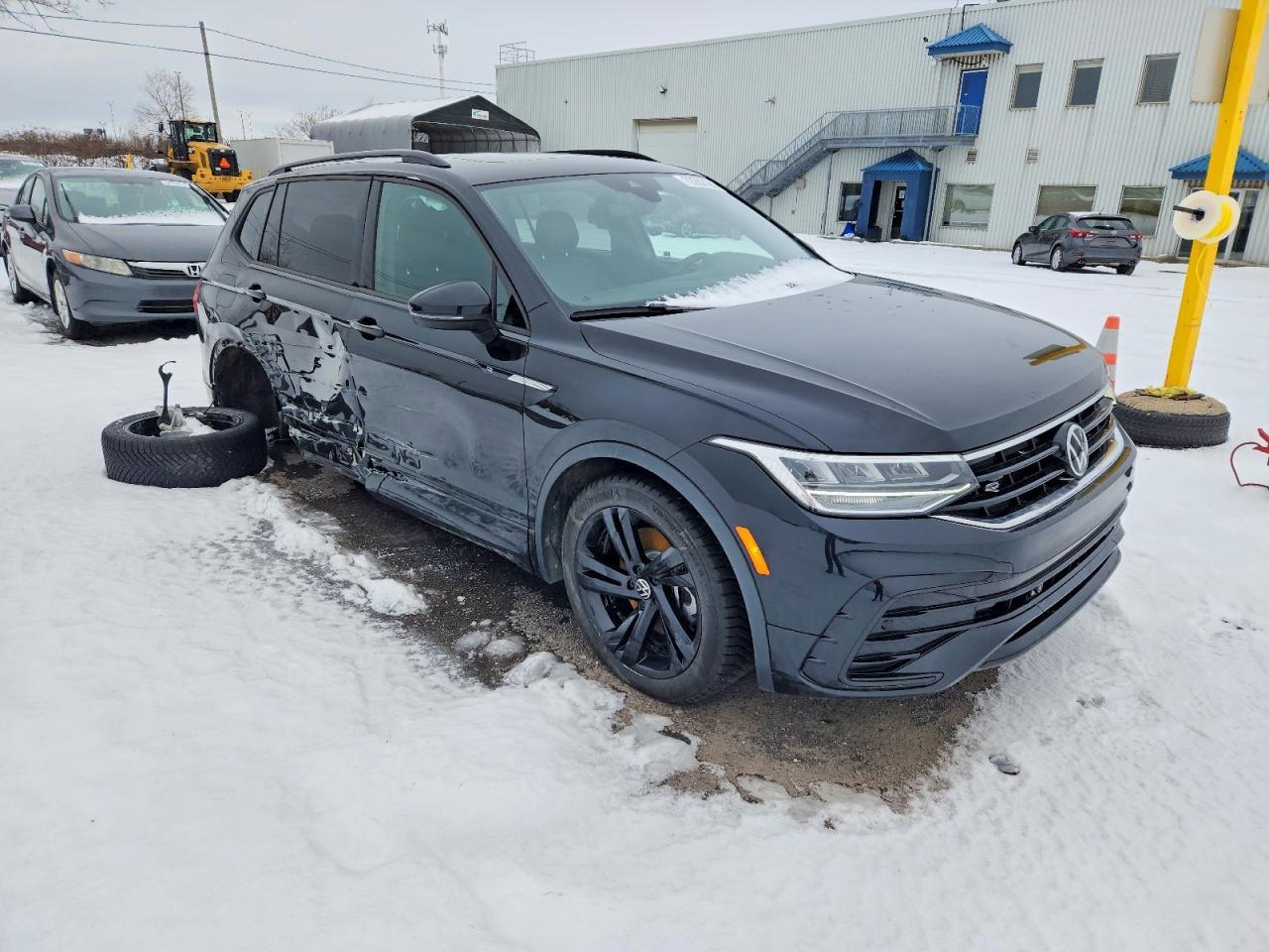 2023 Volkswagen Tiguan Se R-Line Black - Фото 4