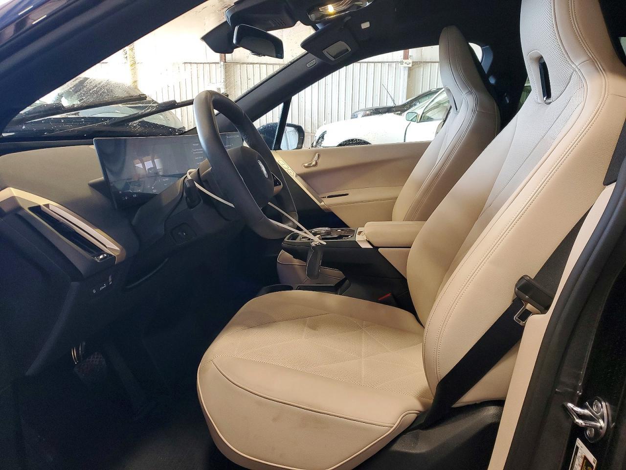 2025 BMW Ix xDrive50 - Image 7