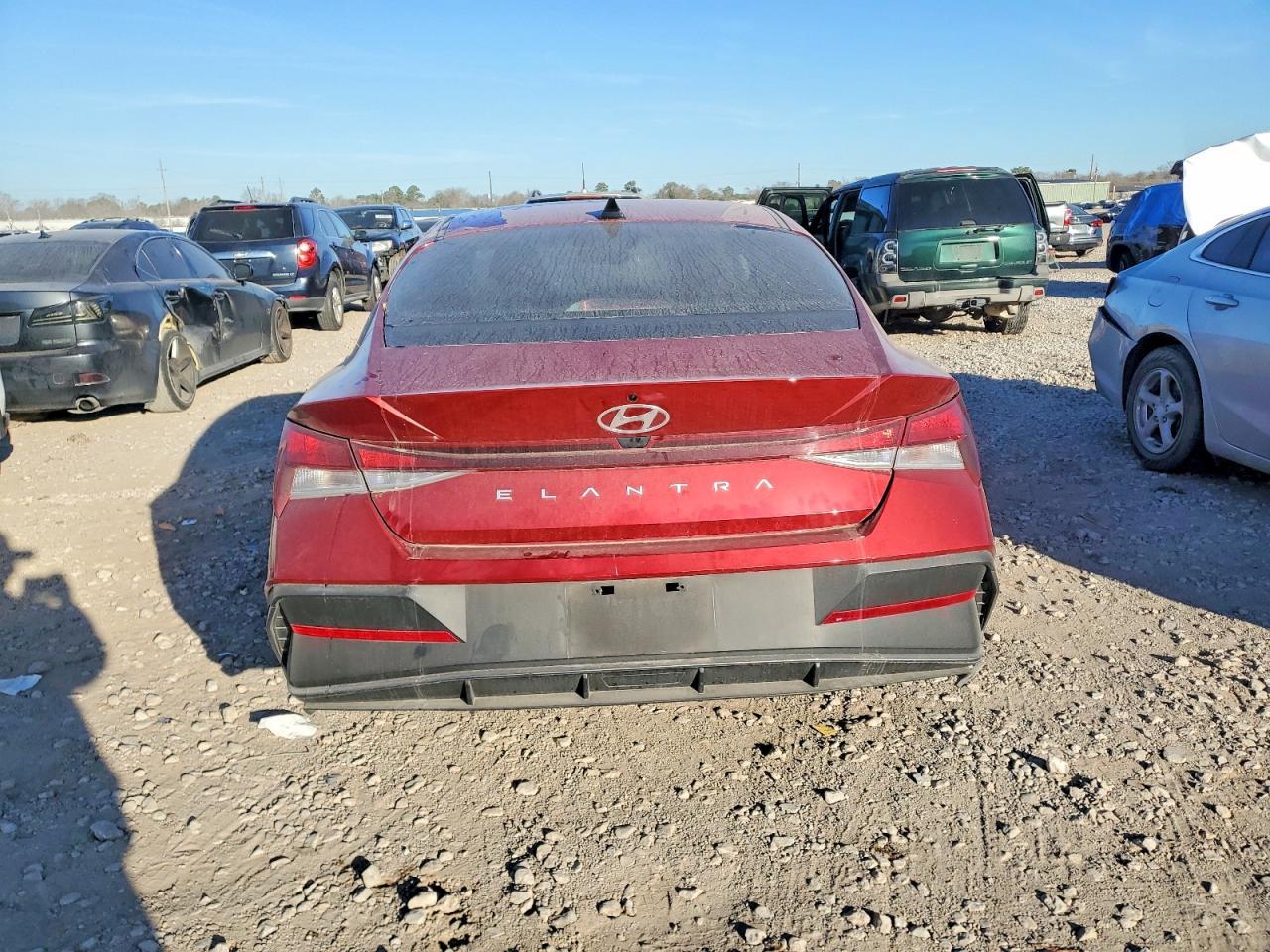 2024 Hyundai Elantra Se - Image 6