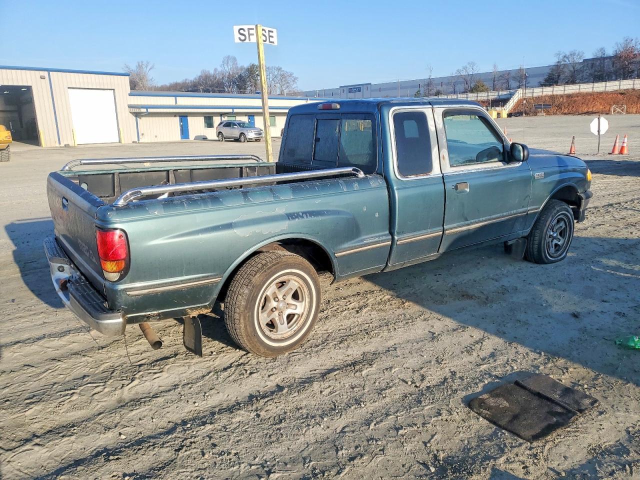 2000 Mazda B3000 Troy Lee Edition - Фото 3