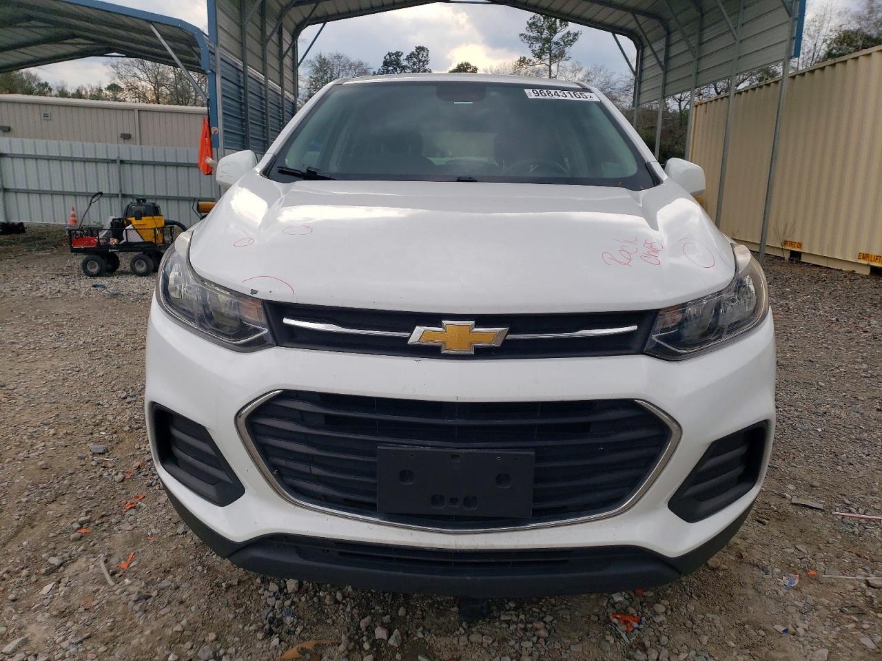 2019 Chevrolet Trax Ls - Image 5