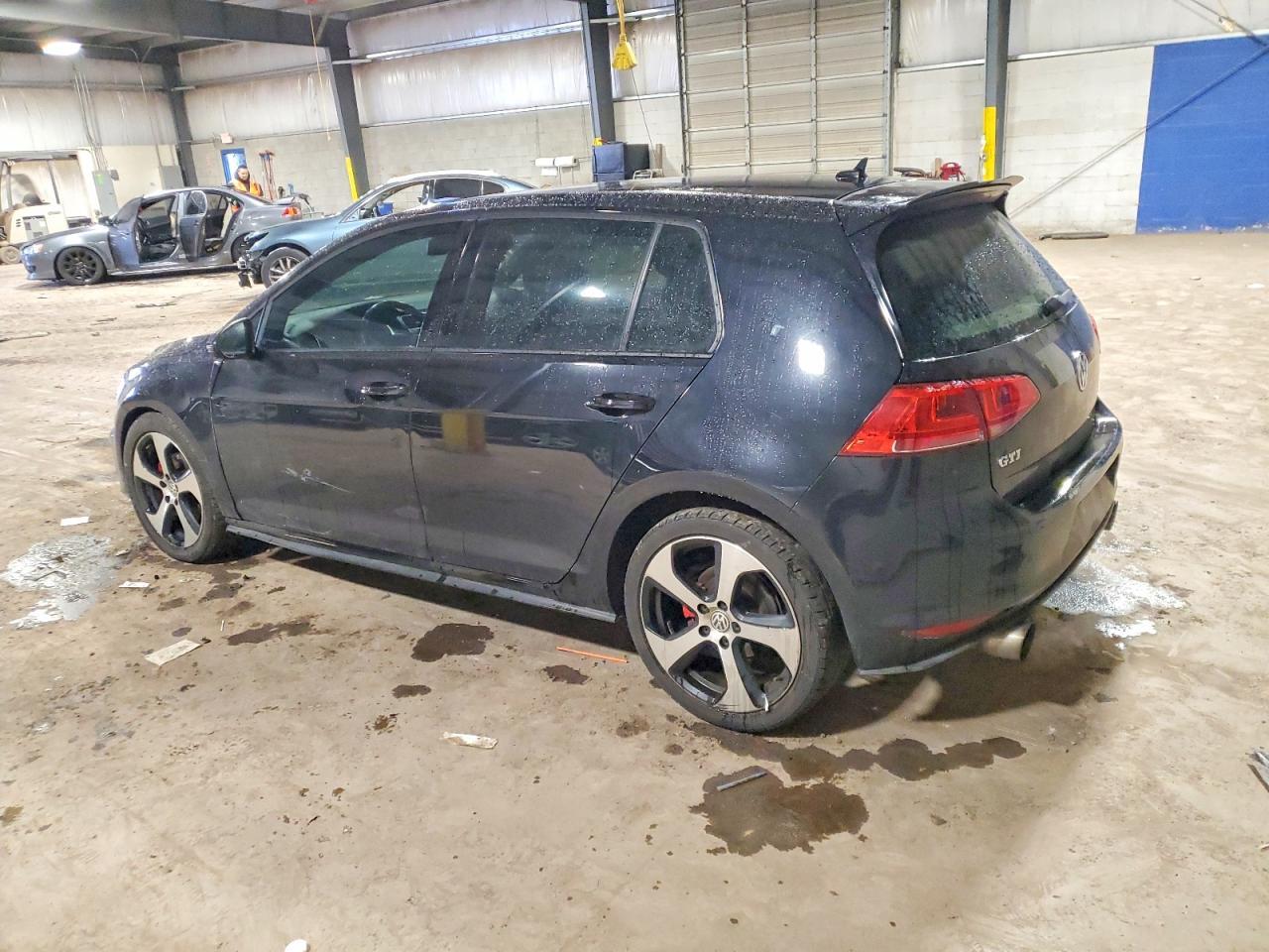 2016 Volkswagen Gti S/Se - Фото 2