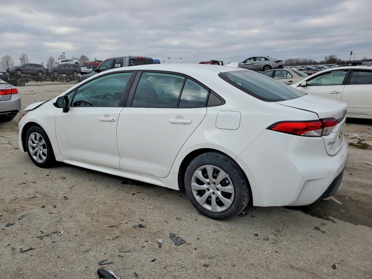 2023 Toyota Corolla Le - Фото 2