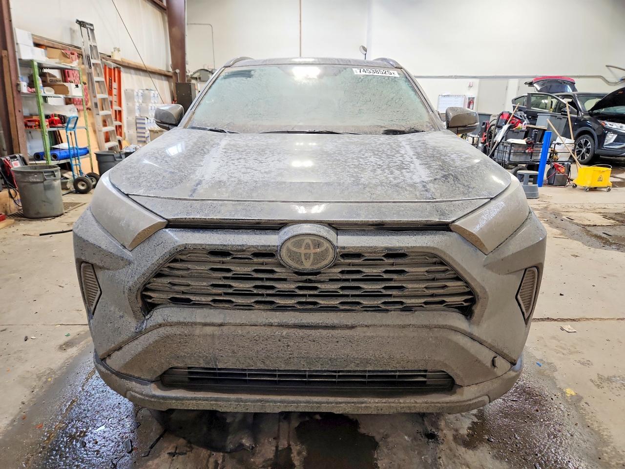 2020 Toyota Rav4 Le - Фото 5