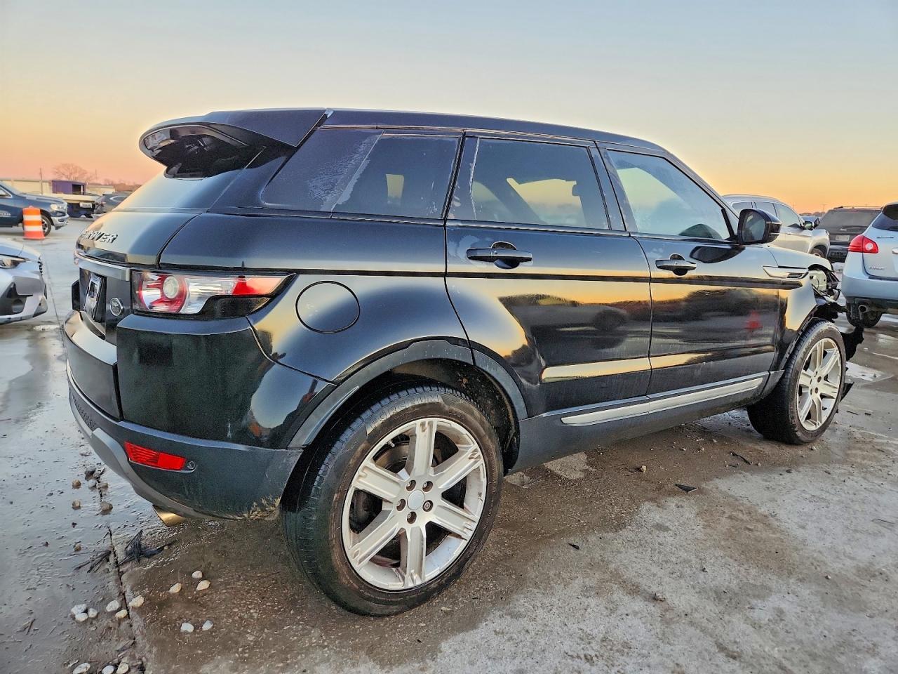 2015 Land Rover Range Rover Evoque Pure Plus - Фото 3