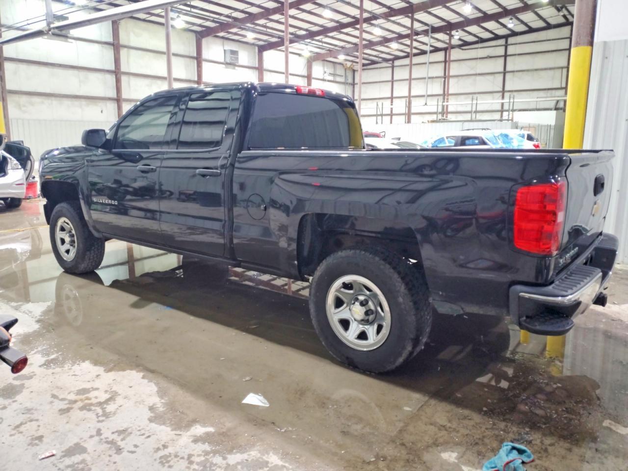 2014 Chevrolet Silverado C1500 - Image 2