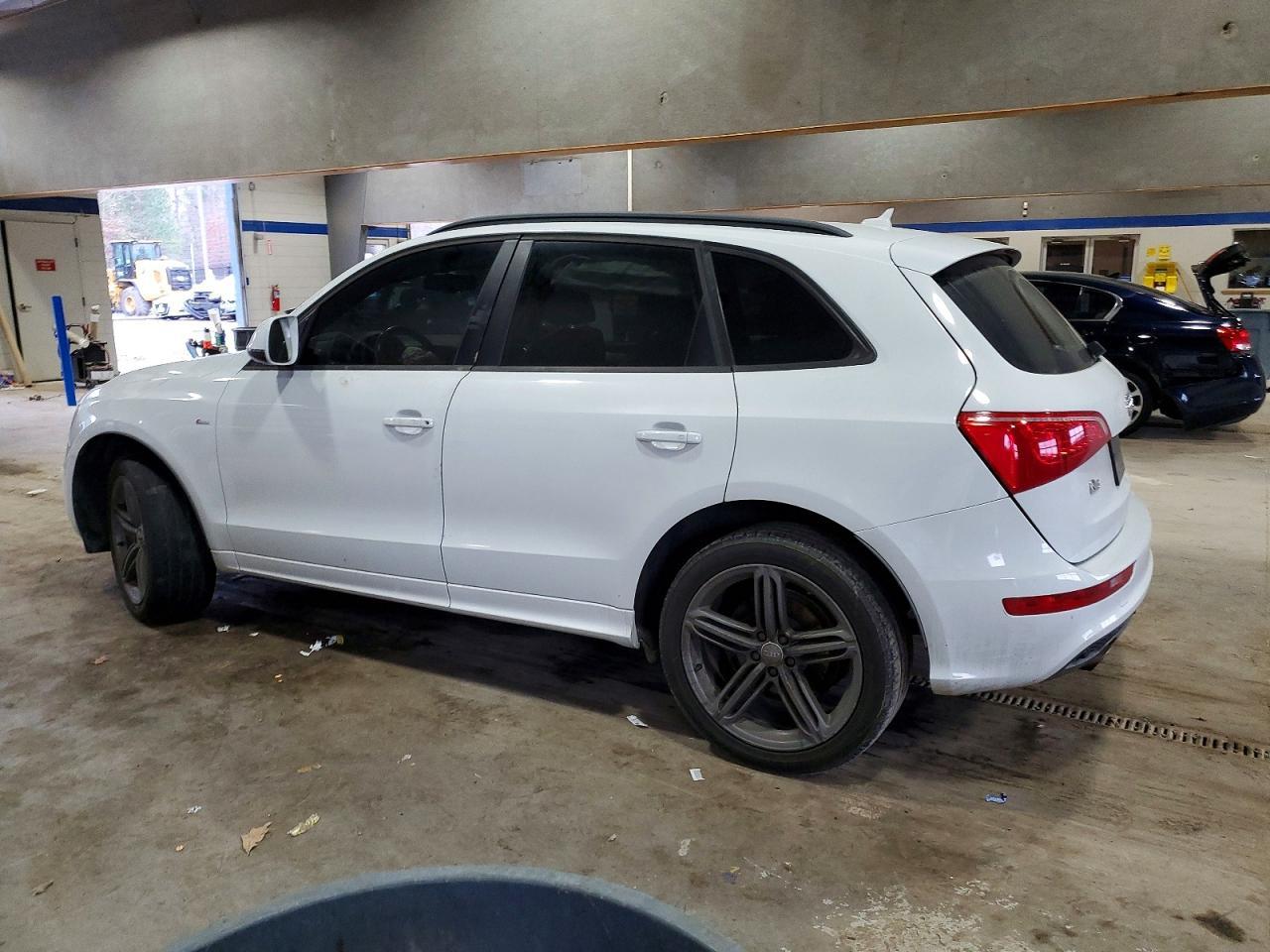 2012 Audi Q5 Premium Plus - Фото 2