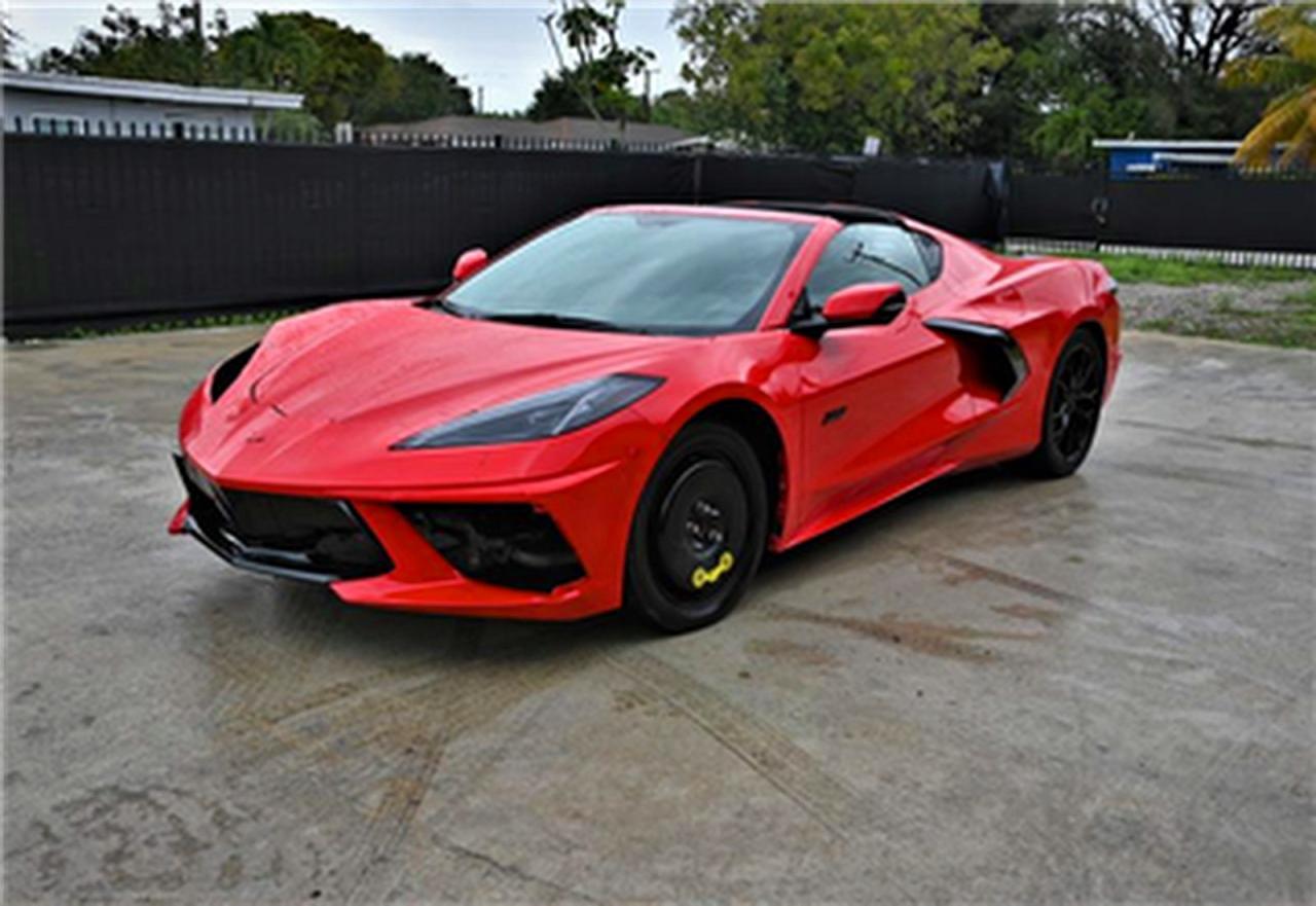 2023 Chevrolet Corvette Stingray Rwd 1Lt - Фото 2