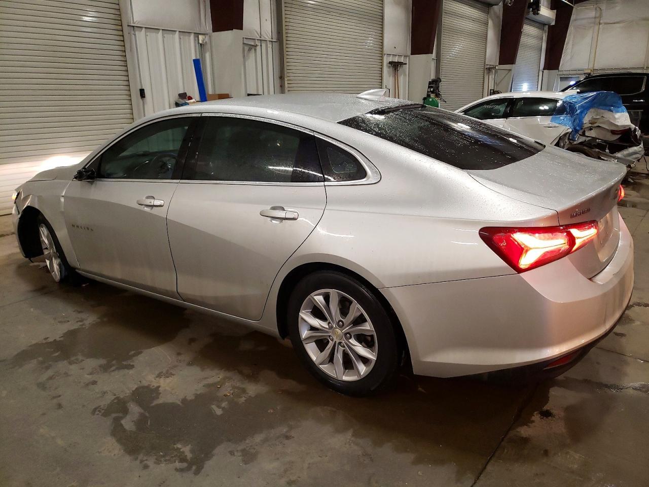 2019 Chevrolet Malibu Lt - Фото 2