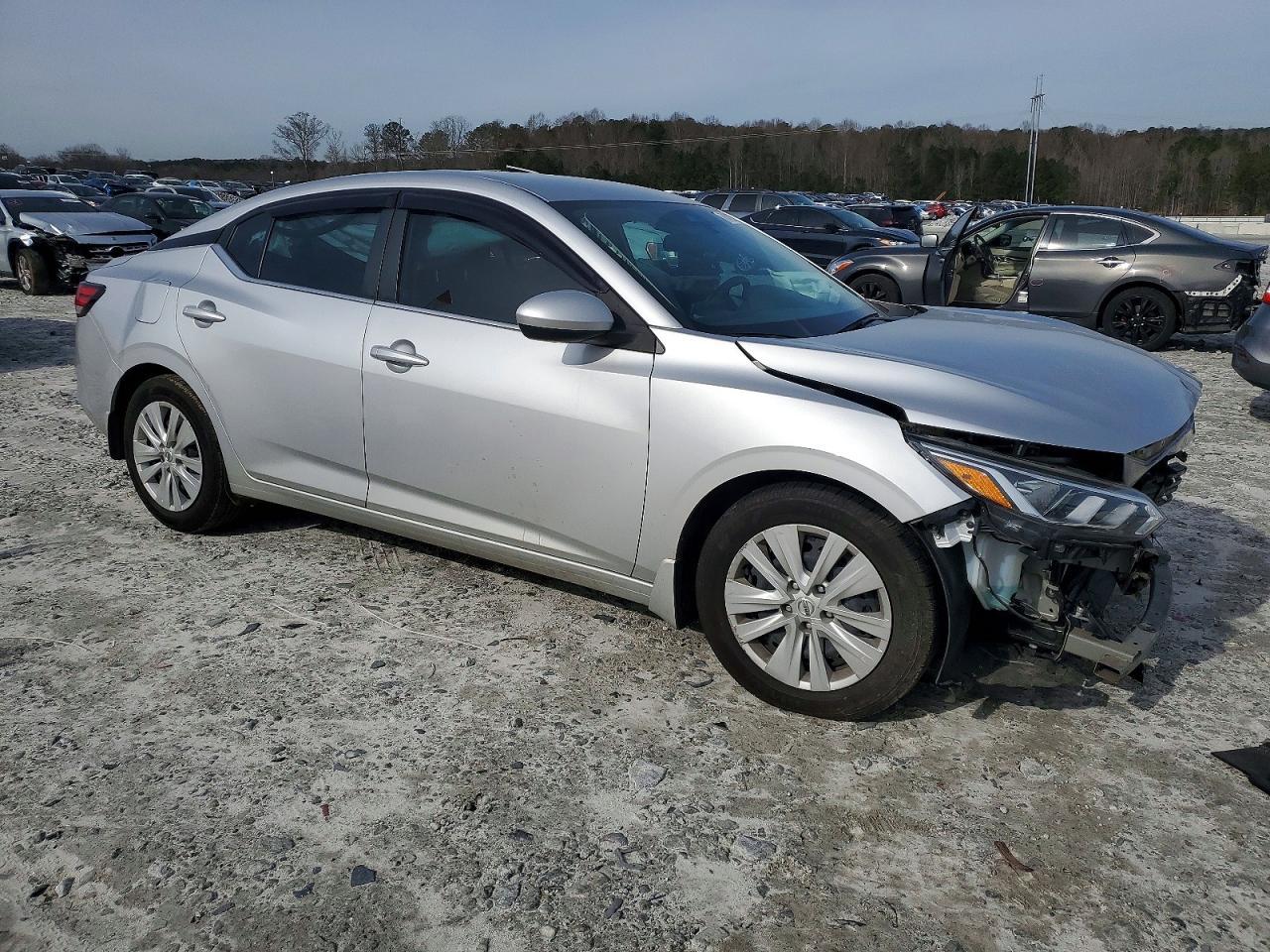 2020 Nissan Sentra S - Фото 4