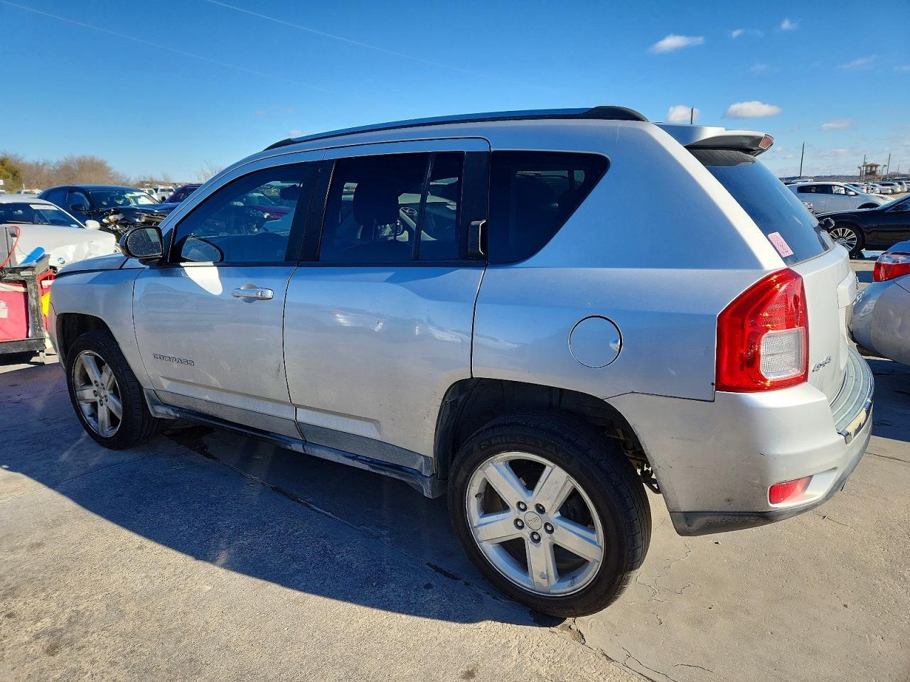 2011 Jeep Compass Limited - Фото 2