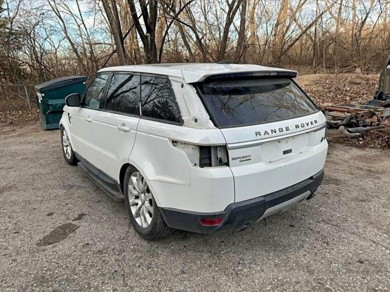 2014 Land Rover Range Rover Sport Hse - Image 3