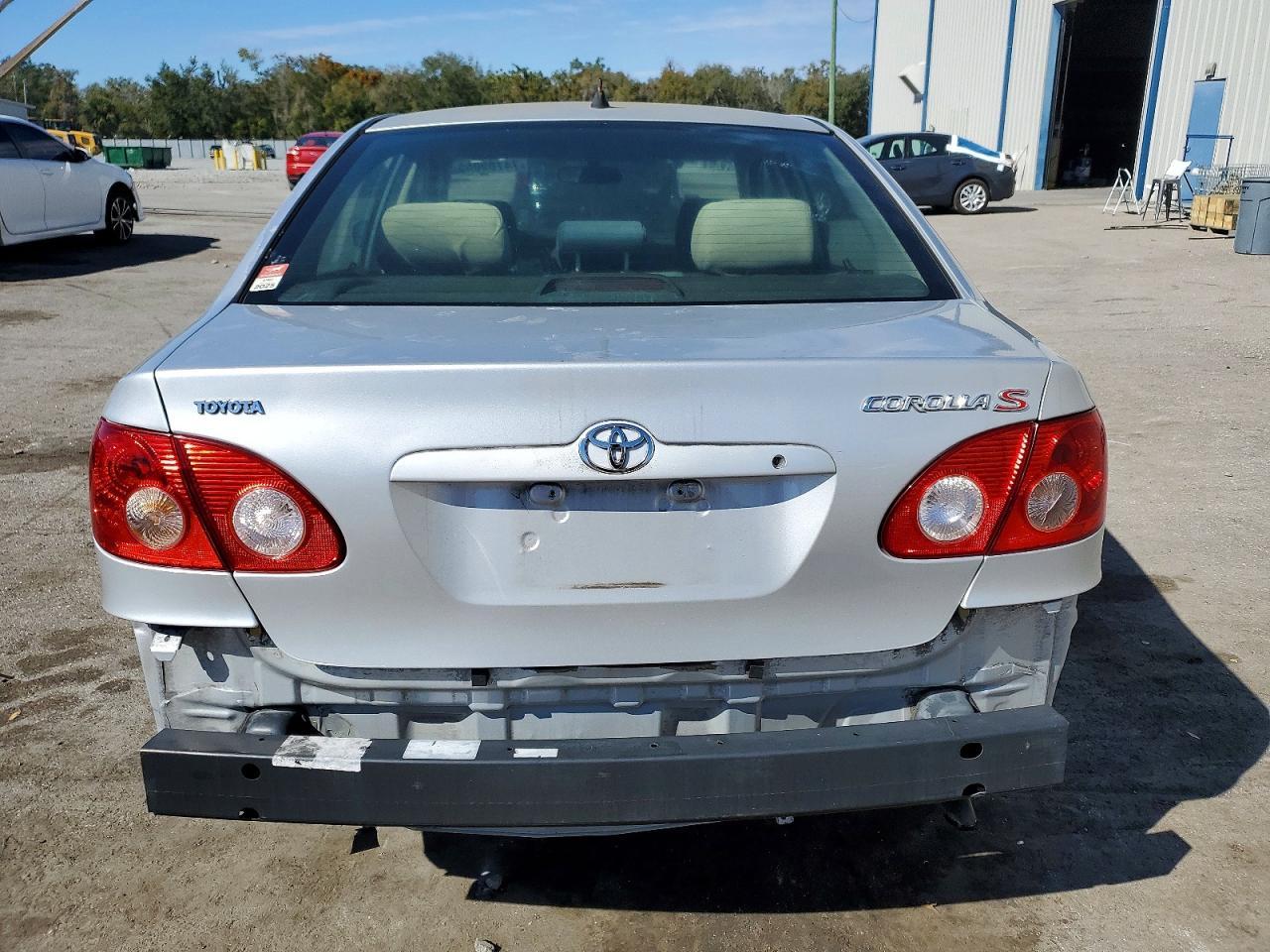 2005 Toyota Corolla S - Фото 6