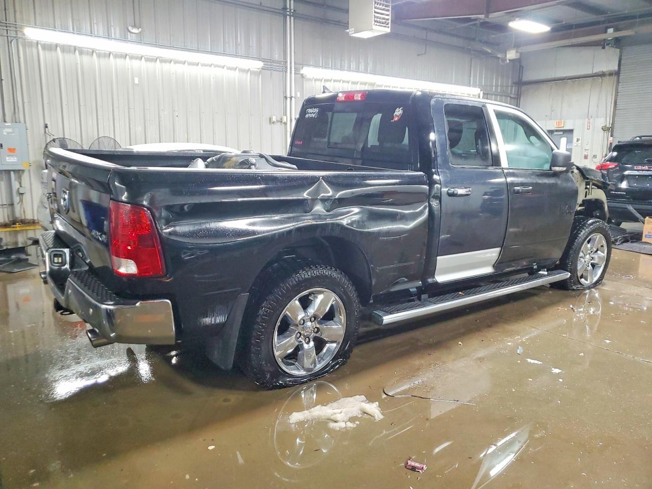 2015 Ram 1500 Slt - Image 3