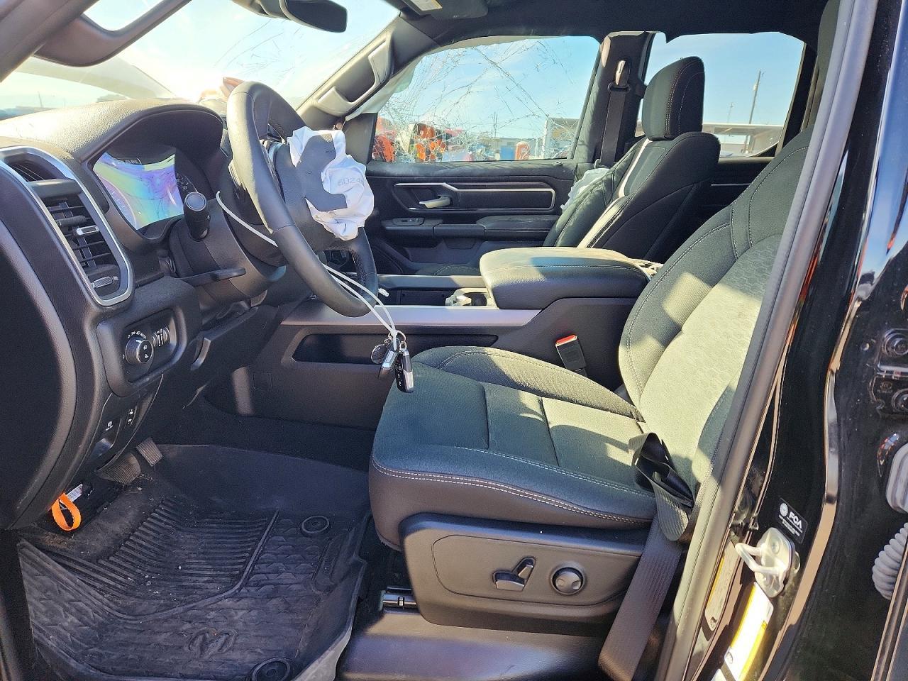 2025 Ram 1500 Lone Star 4X2 6'4 Box - Фото 7