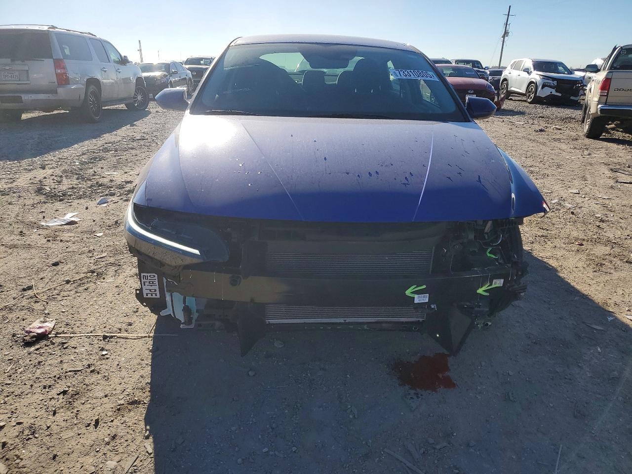 2025 Hyundai Elantra Se - Image 5