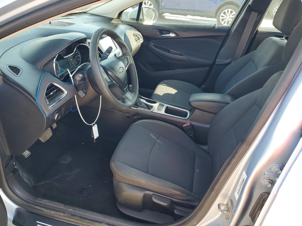 2017 Chevrolet Cruze Ls - Фото 7