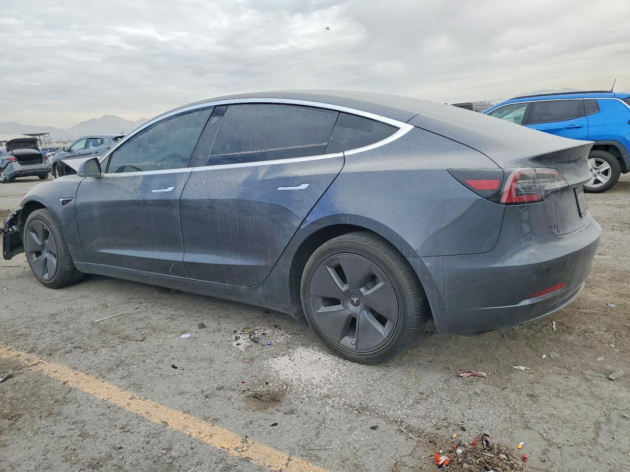 2019 Tesla Model 3 - Фото 2