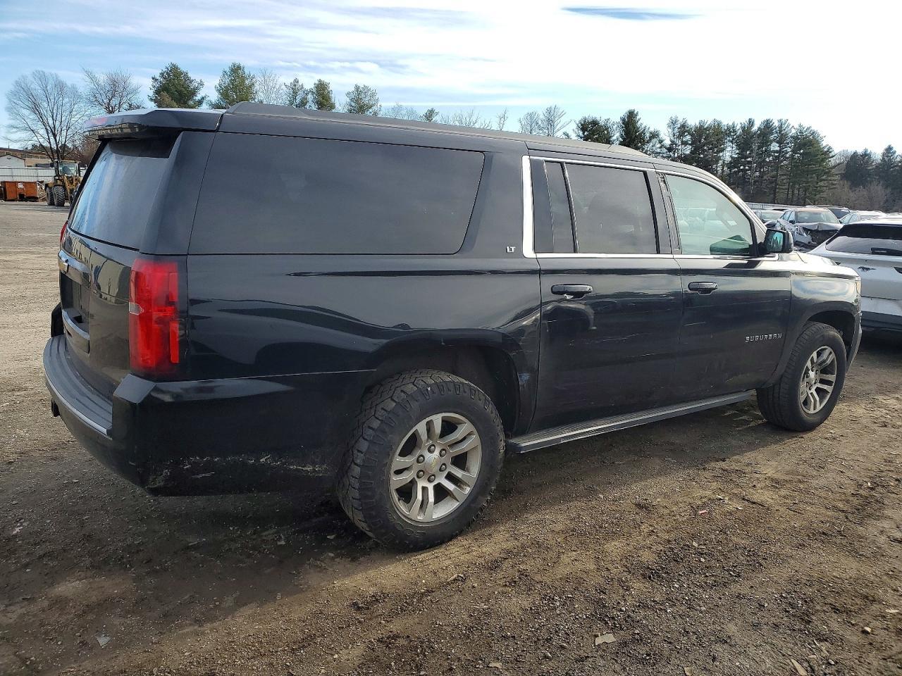 2015 Chevrolet Suburban K1500 Lt - Фото 3