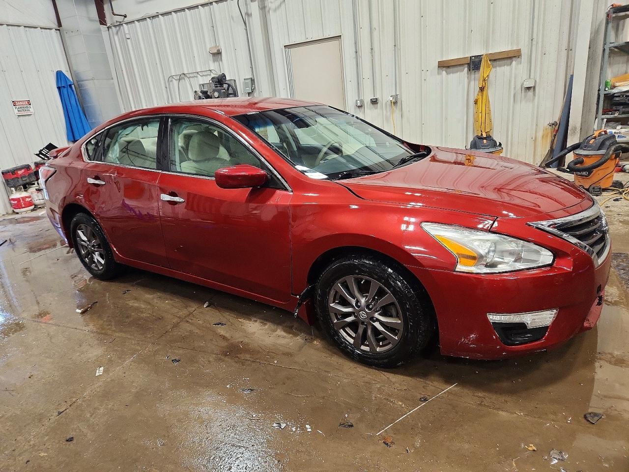 2015 Nissan Altima 2.5 S - Фото 4