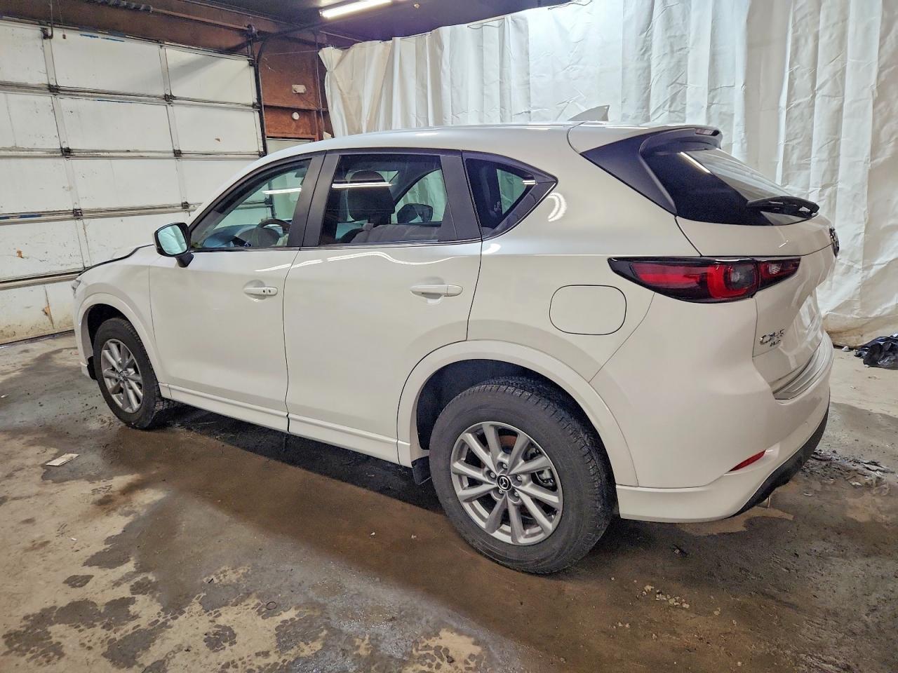 2025 Mazda Cx-5 Preferred - Image 2