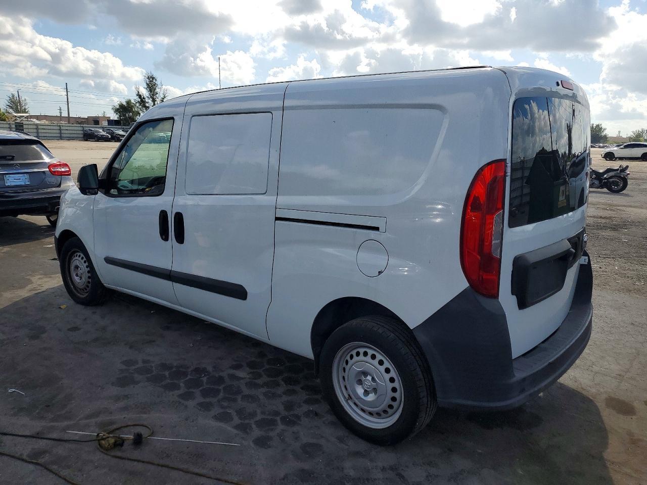 2016 Ram Promaster City Delivery Van - Фото 2