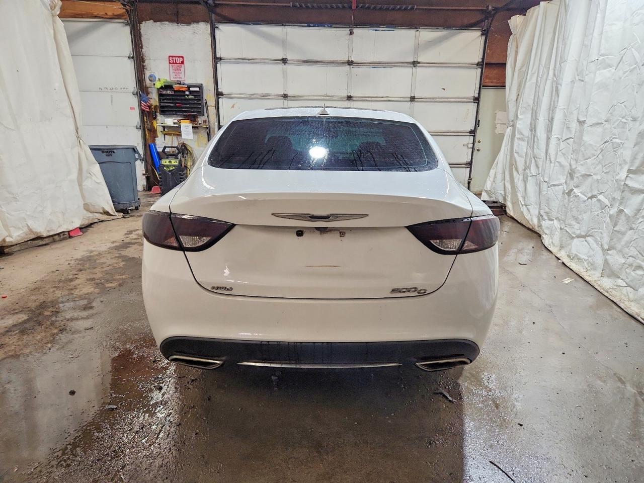 2015 Chrysler 200 C - Фото 6