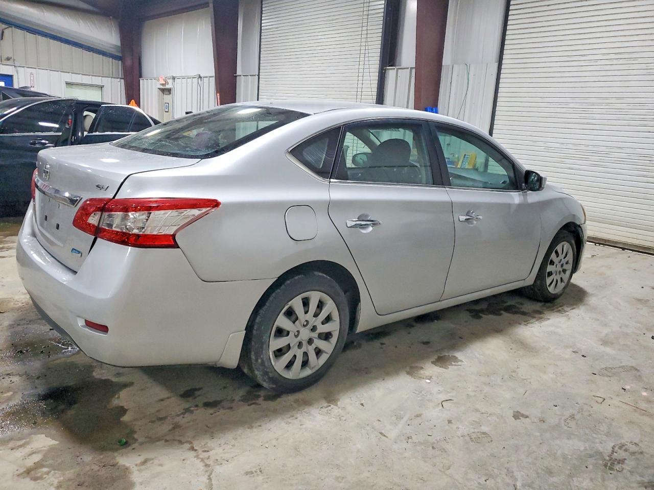 2014 Nissan Sentra S - Фото 3