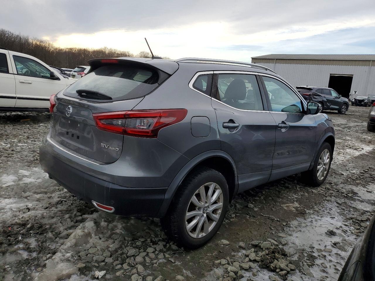 2020 Nissan Rogue Sport S - Фото 3