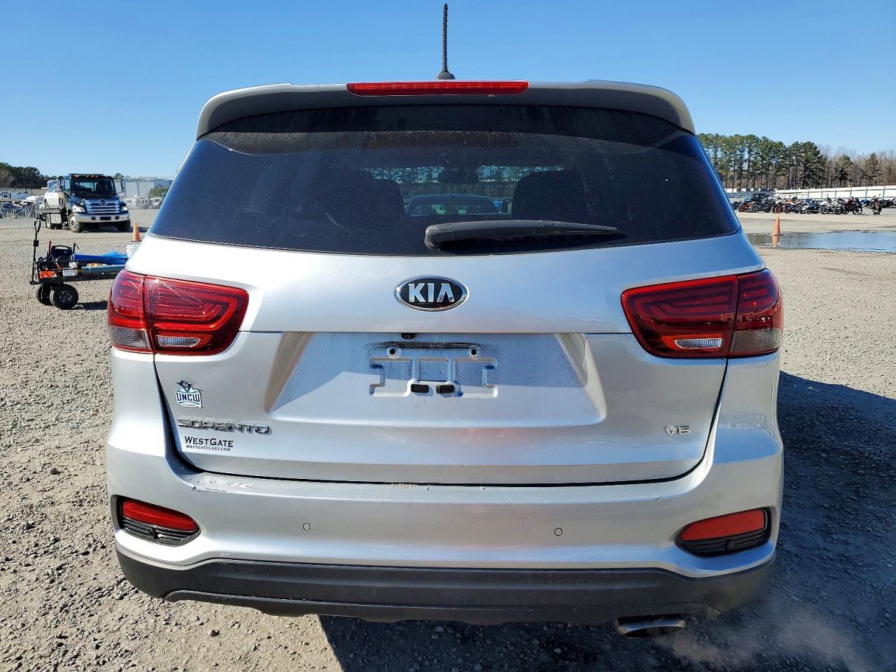 2019 Kia Sorento Lx - Image 6