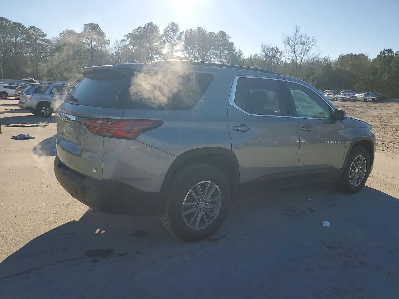 2023 Chevrolet Traverse Lt - Image 3