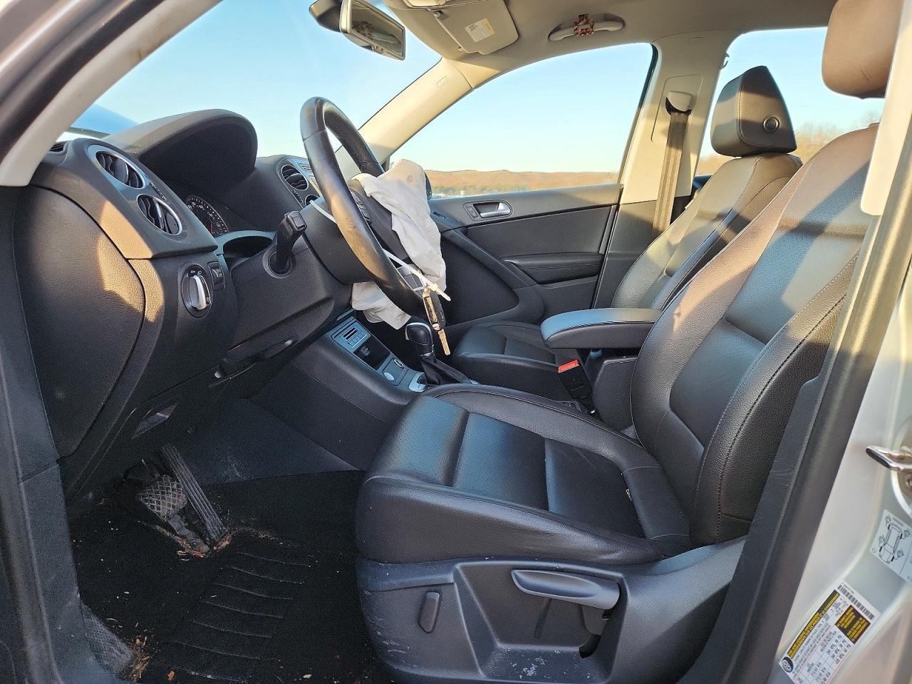 2017 Volkswagen Tiguan S - Фото 7