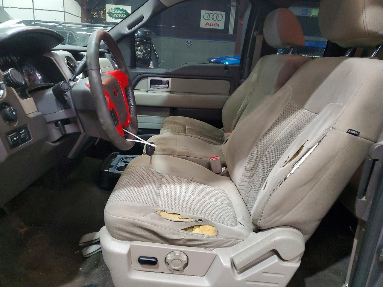 2010 Ford F150 Super Cab - Фото 7
