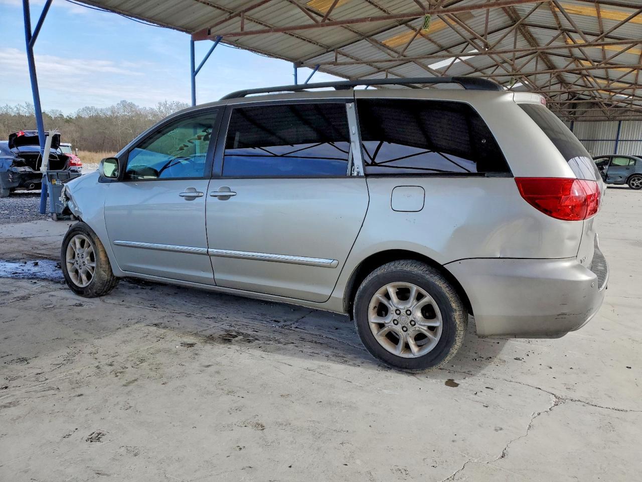 2006 Toyota Sienna Xle - Фото 2