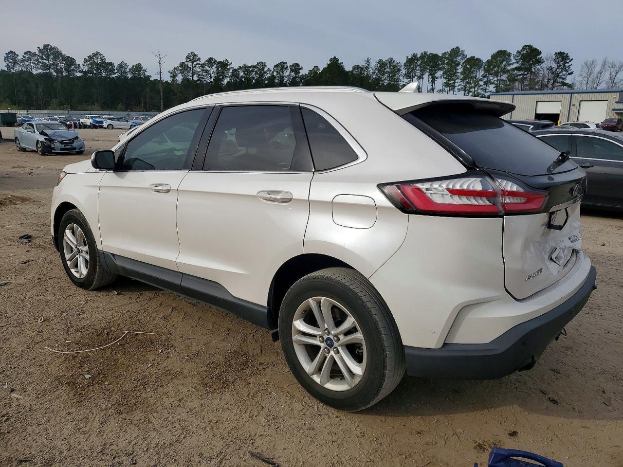 2019 Ford Edge Sel - Фото 2