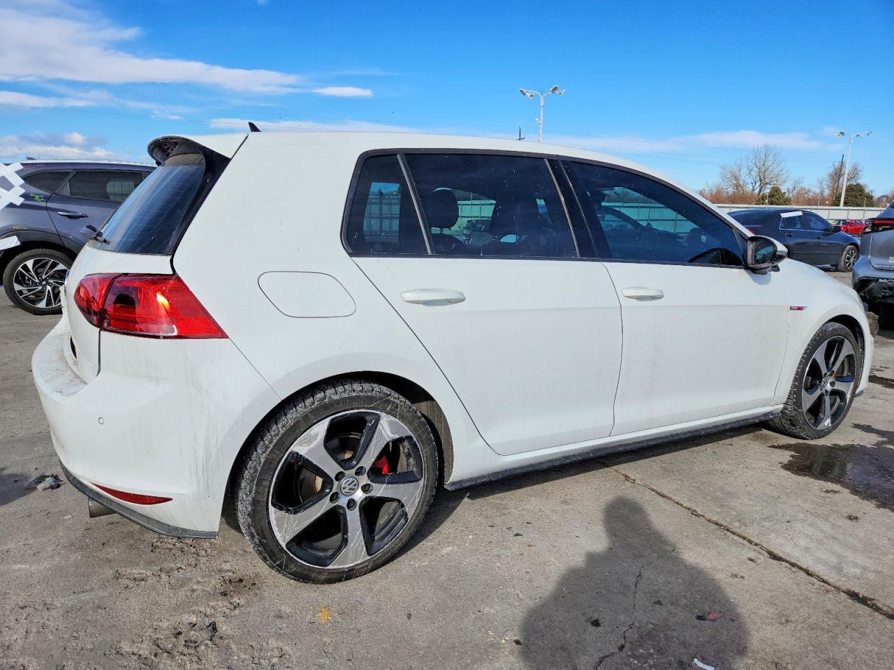 2015 Volkswagen Gti - Image 3