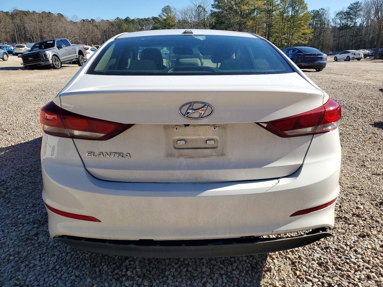 2018 Hyundai Elantra Sel - Фото 6