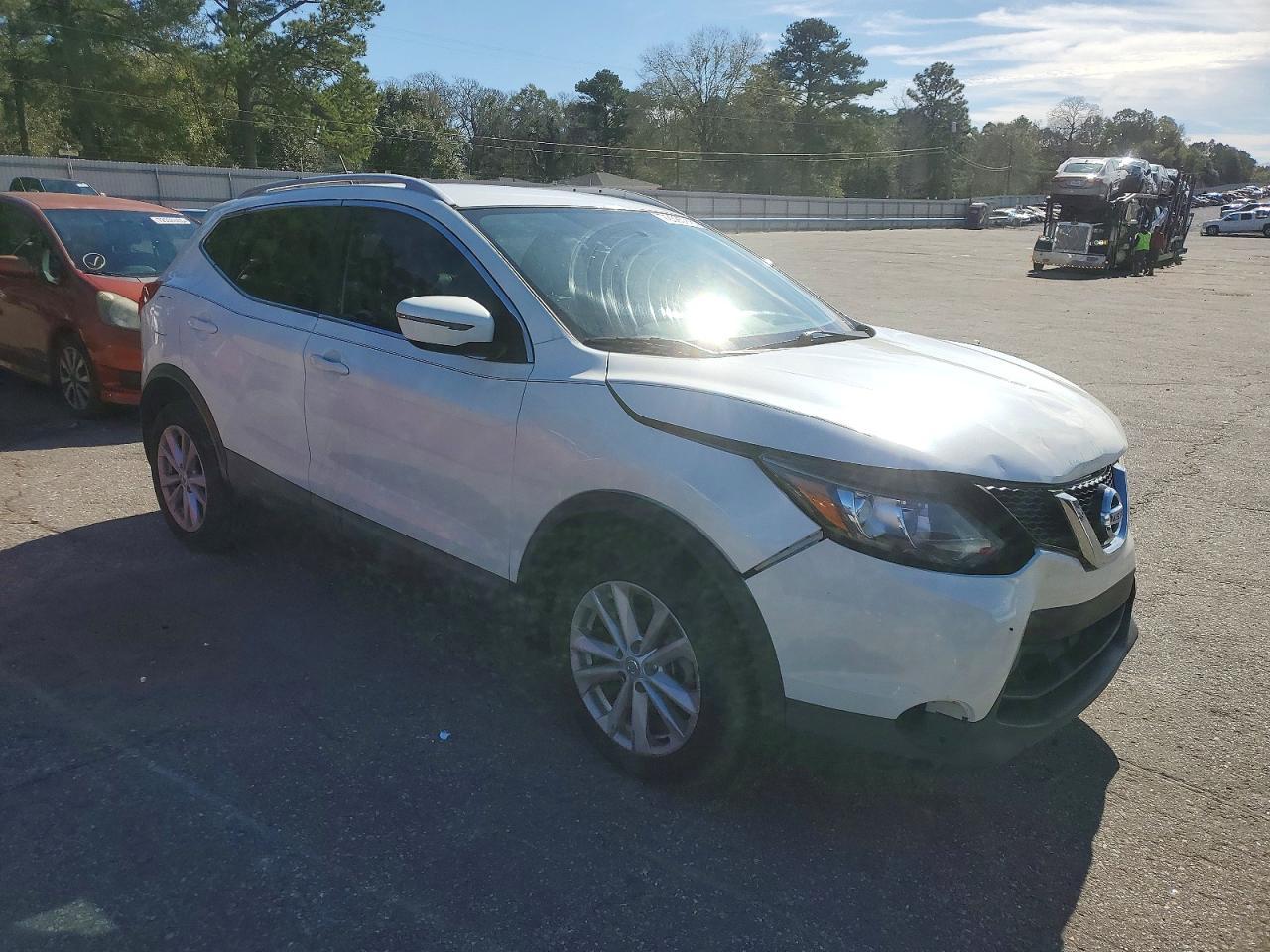 2018 Nissan Rogue Sport S - Фото 4