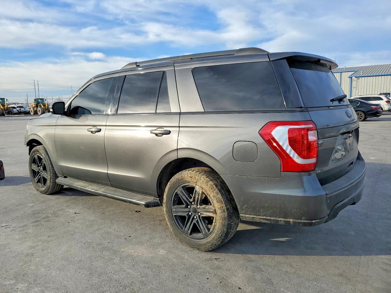 2018 Ford Expedition Xlt - Image 2