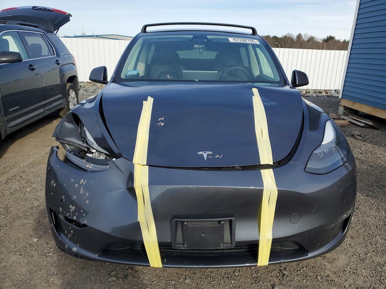 2023 Tesla Model Y - Фото 5