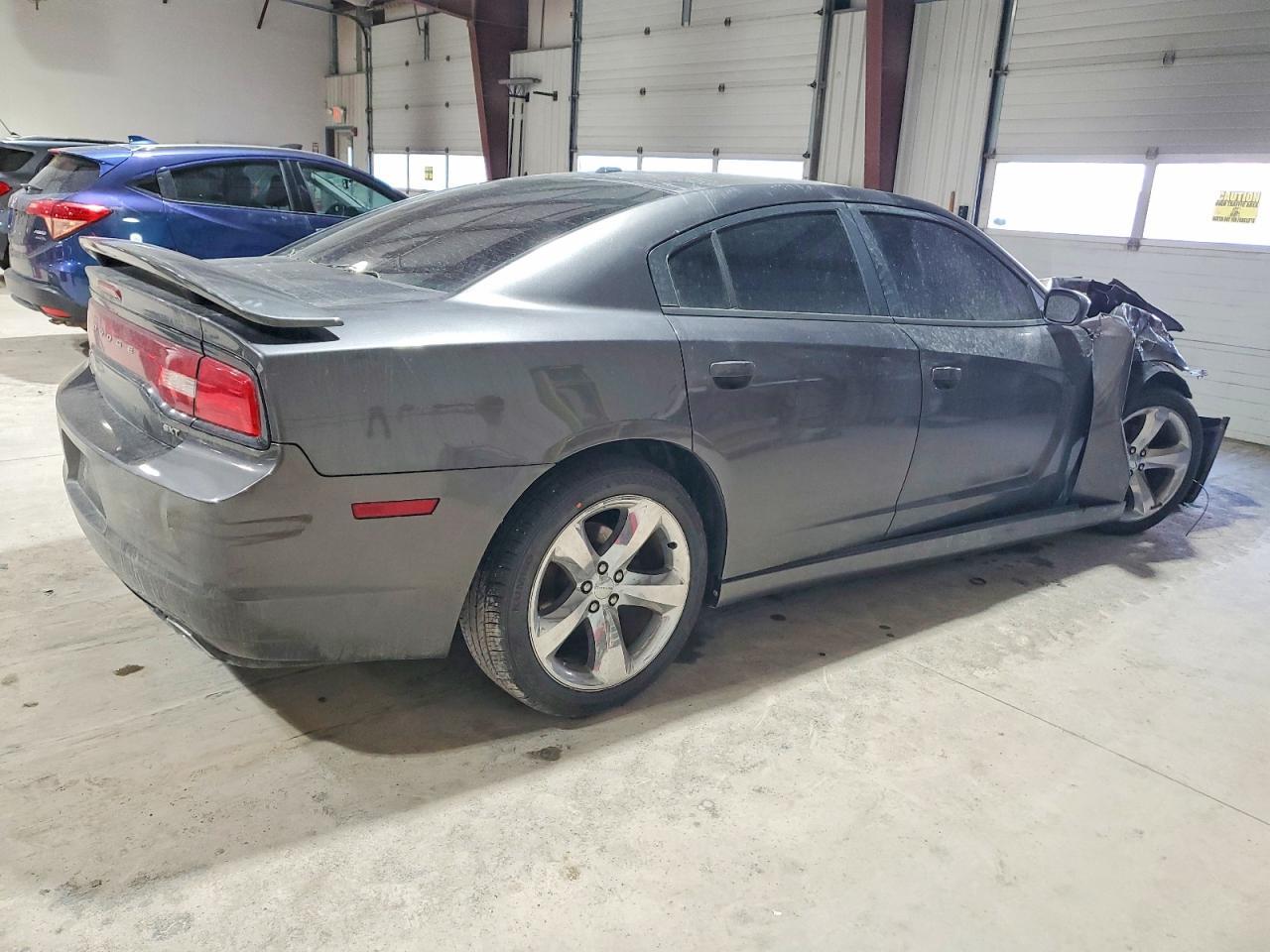 2014 Dodge Charger Sxt - Image 3