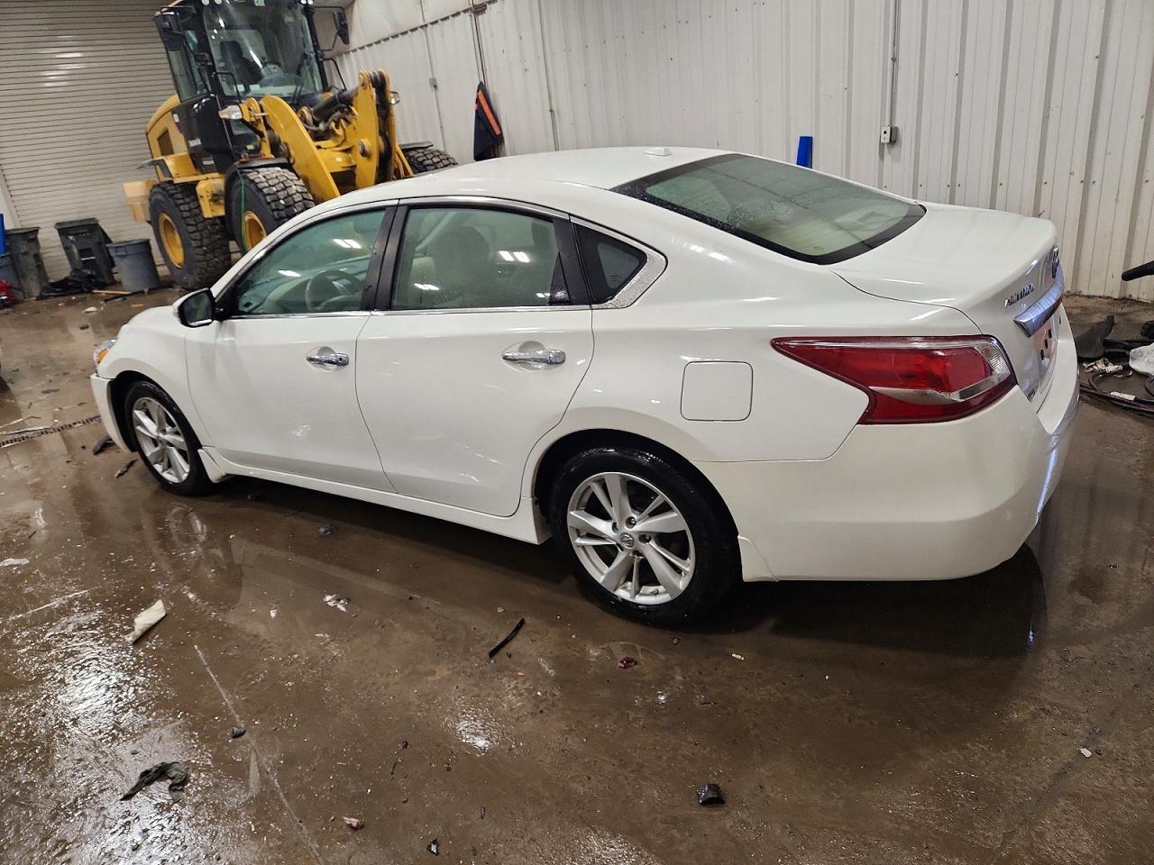 2013 Nissan Altima 2.5 - Image 2