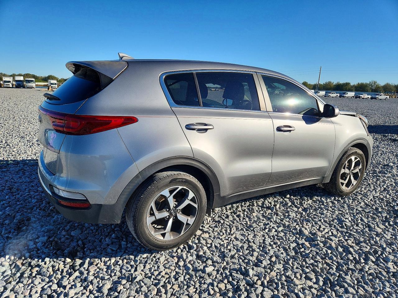 2020 Kia Sportage Lx - Image 3