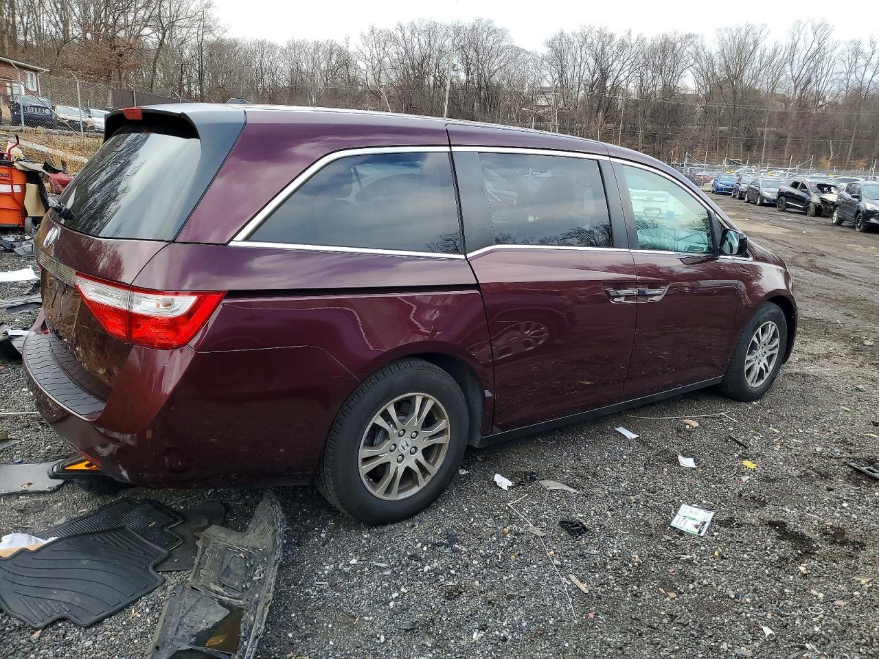2013 Honda Odyssey Exl - Фото 3