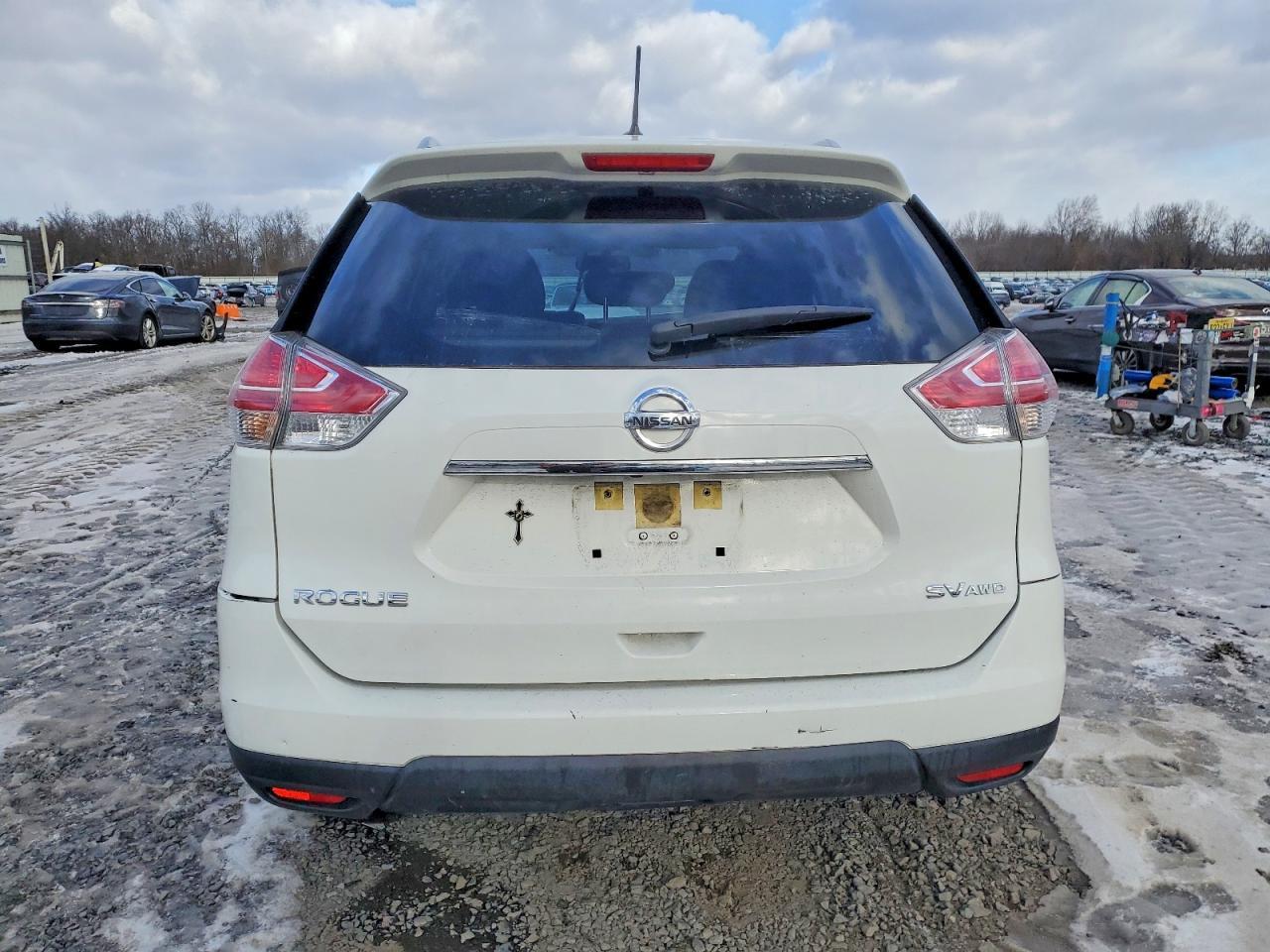 2016 Nissan Rogue S - Image 6