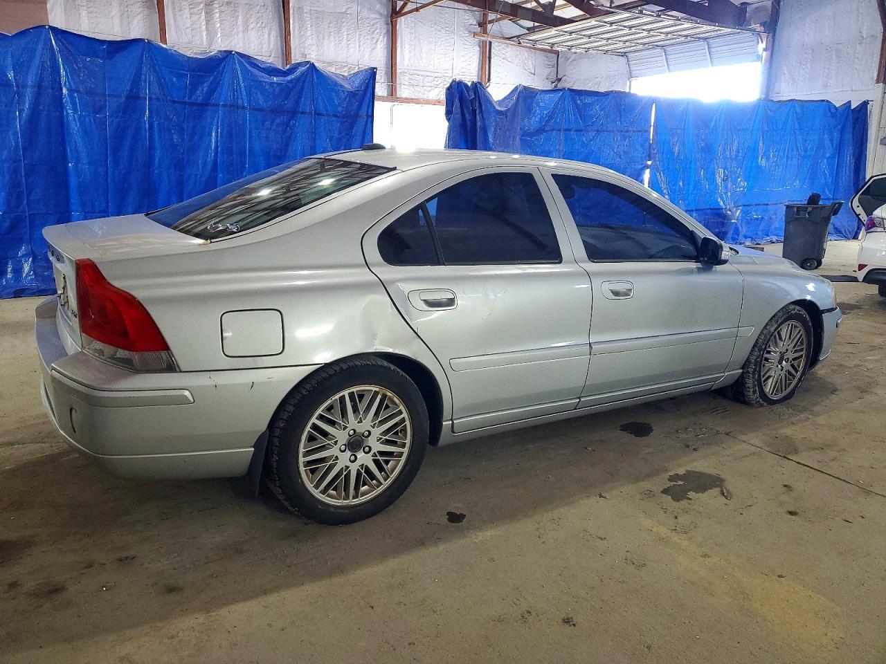 2009 Volvo S60 2.5T - Image 3