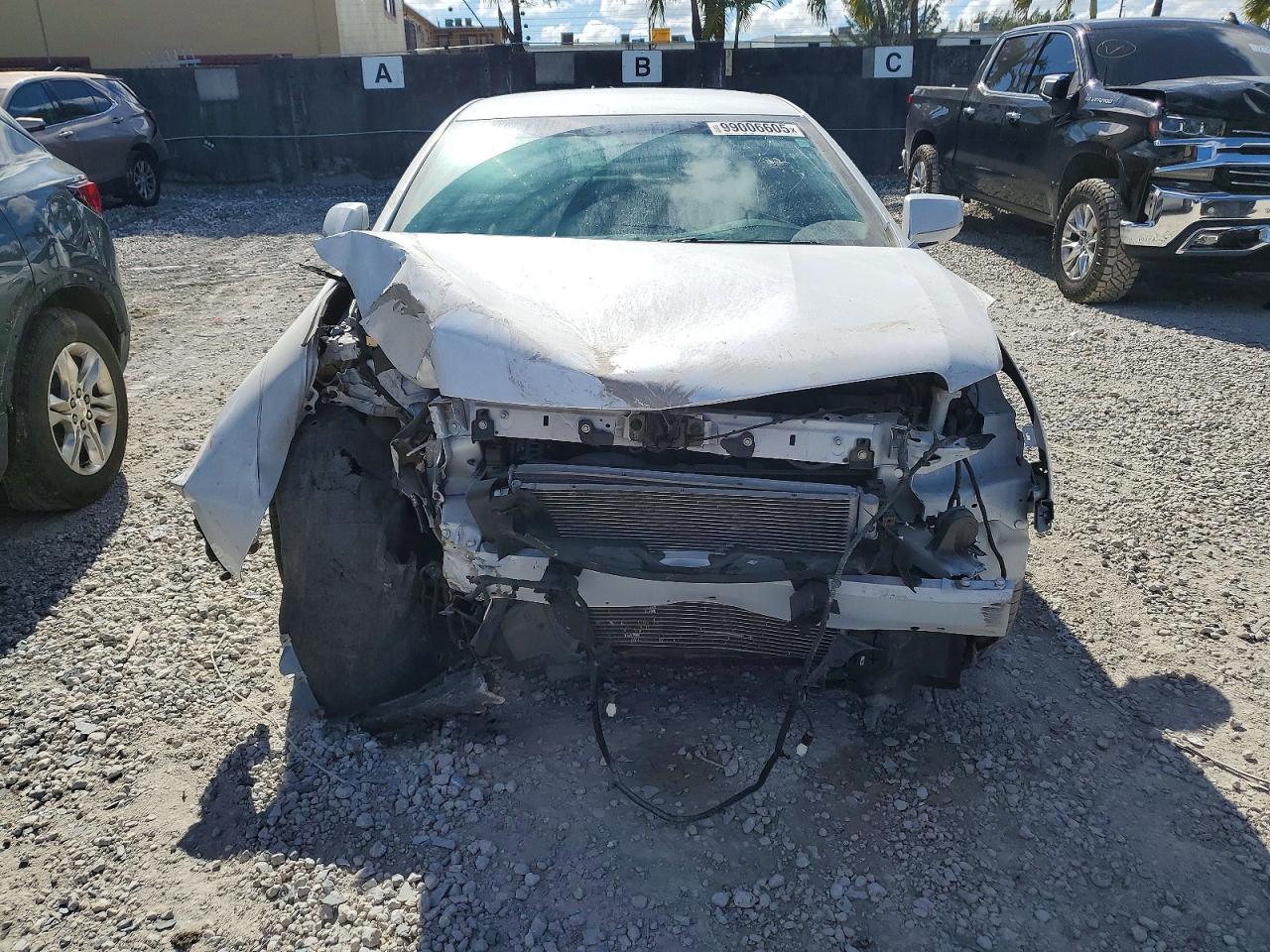 2017 Cadillac Xts Luxury - Image 5