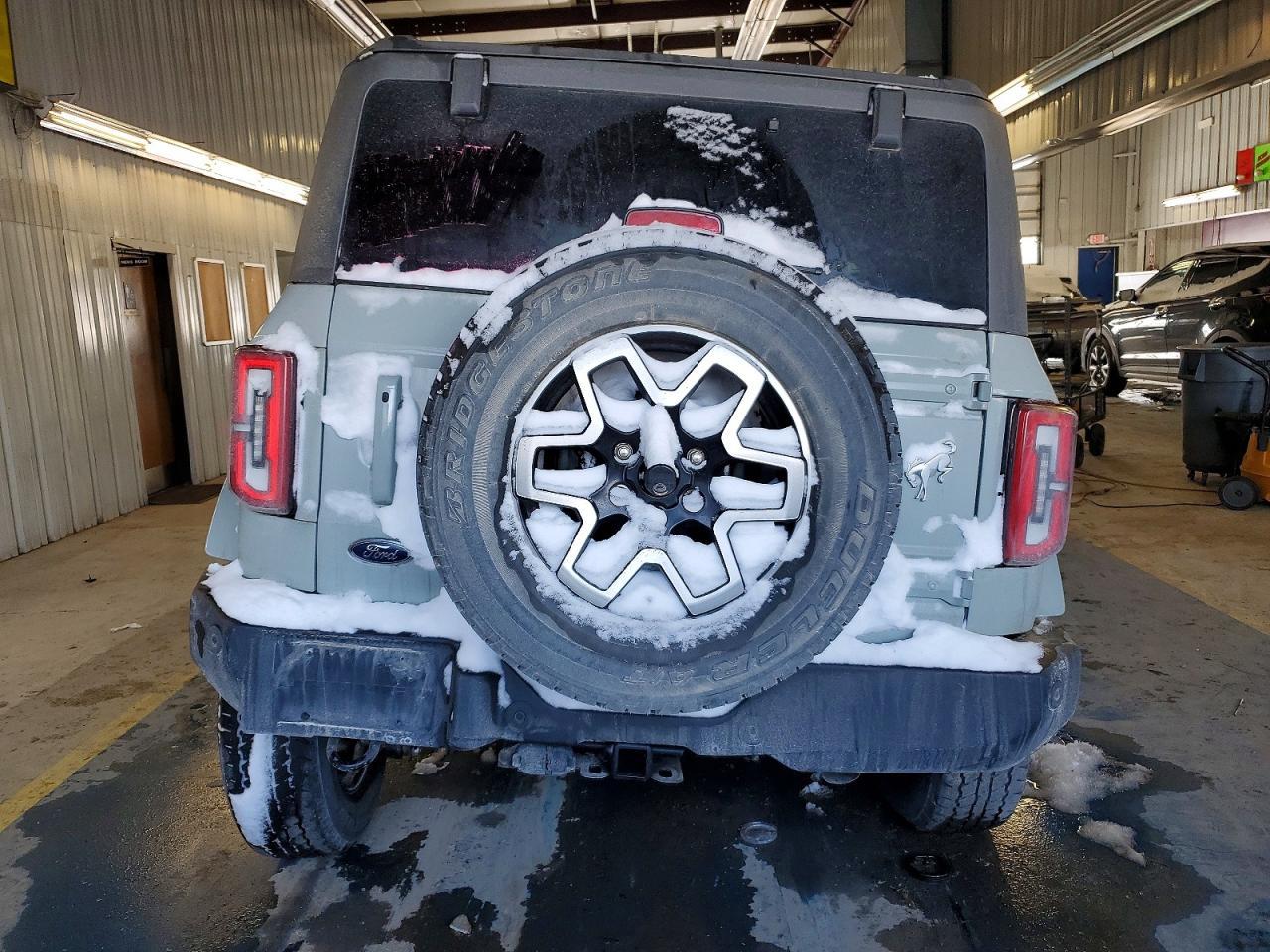 2022 Ford Bronco Base - Image 6