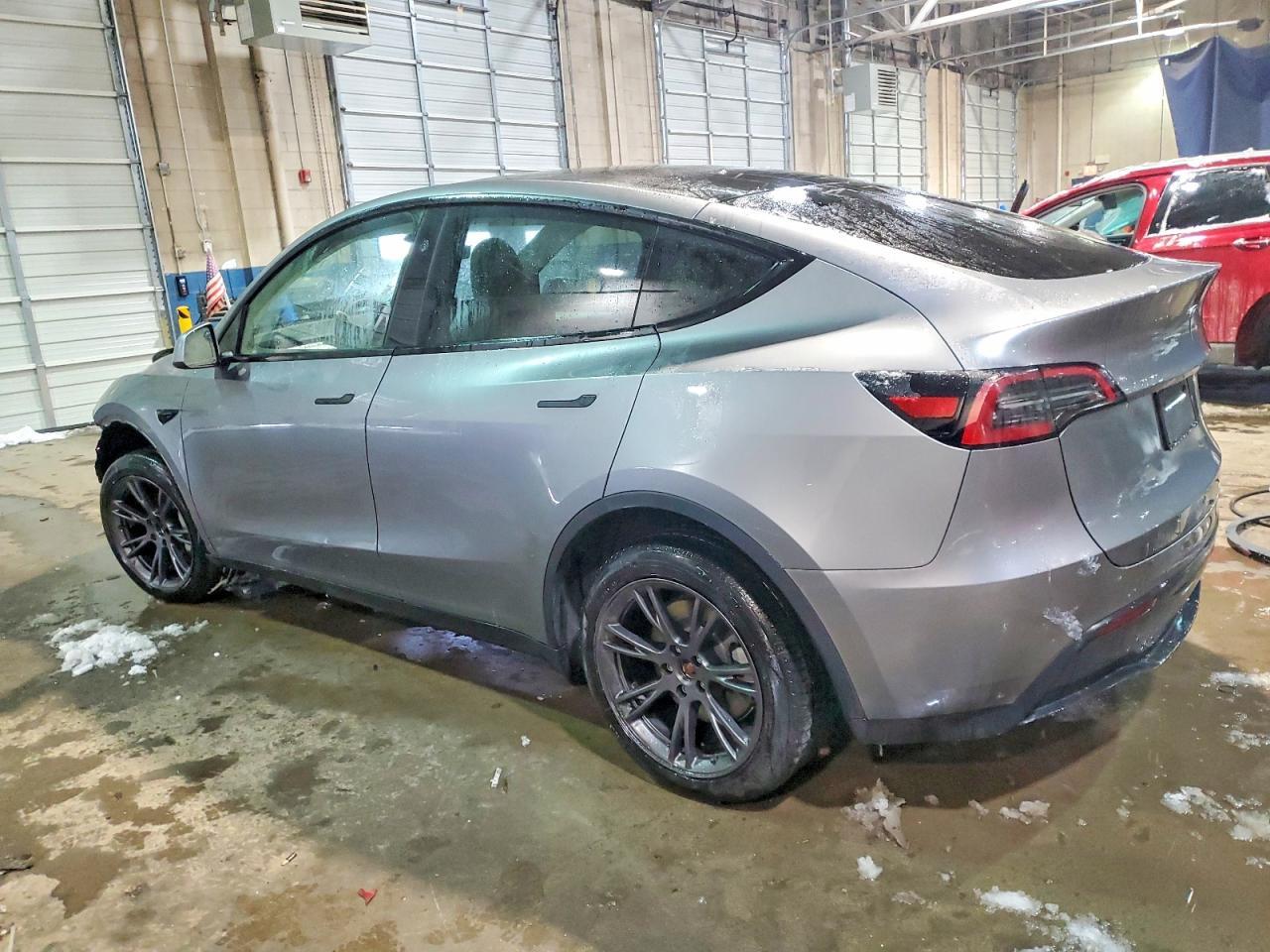 2024 Tesla Model Y - Image 2
